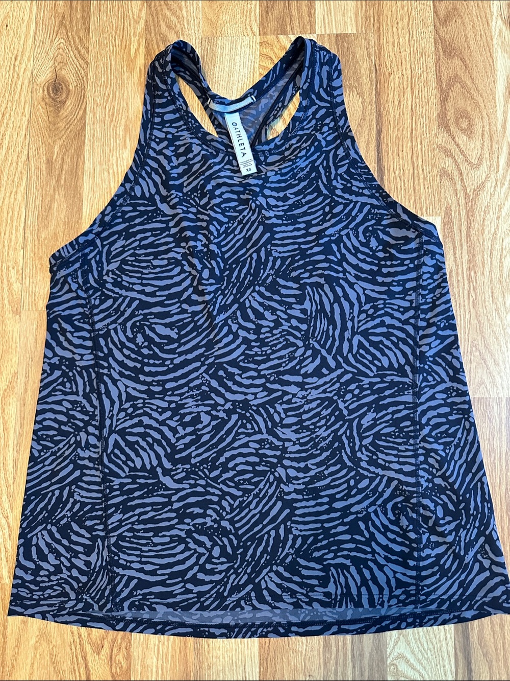 Athleta Navy and Black Patterned Racerback Tank size XS, will fit S